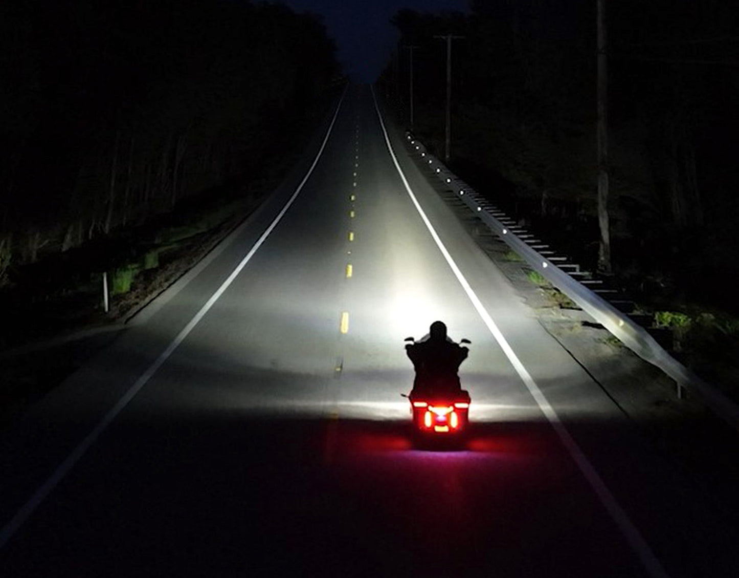 Kit de mise à niveau des phares à LED D14 Destroyer – Harley-Davidson Road Glide (2015-2023)