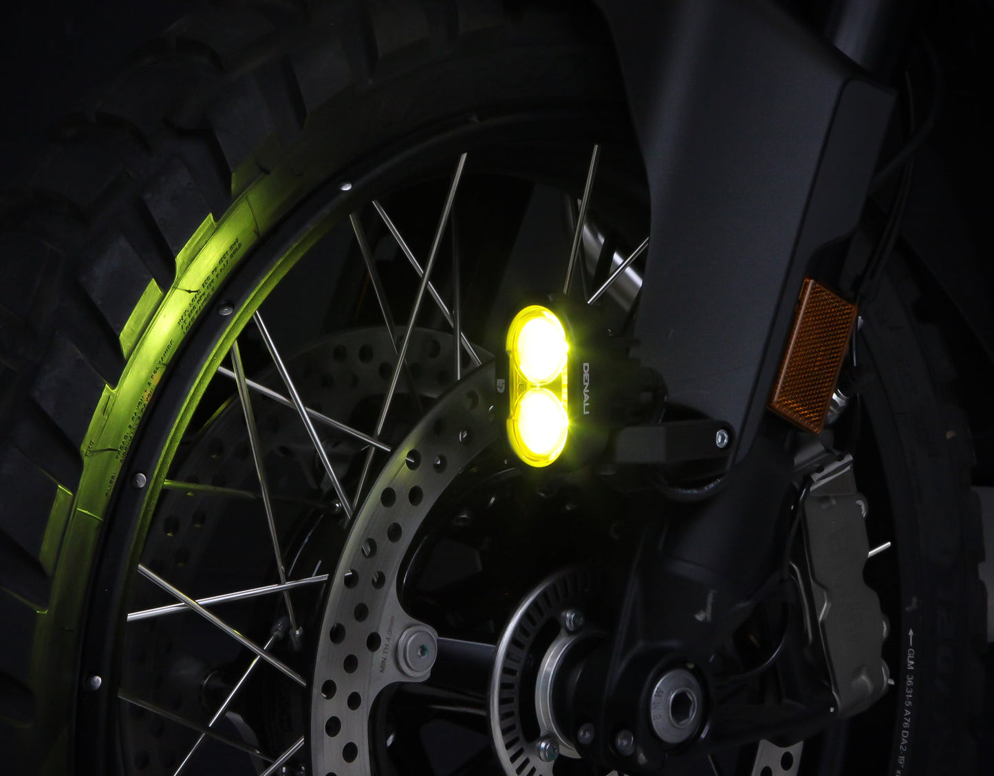 DL2  LED Zusatzscheinwerfer / DRIVING LIGHT W/ DATADIM TECHNOLOGY