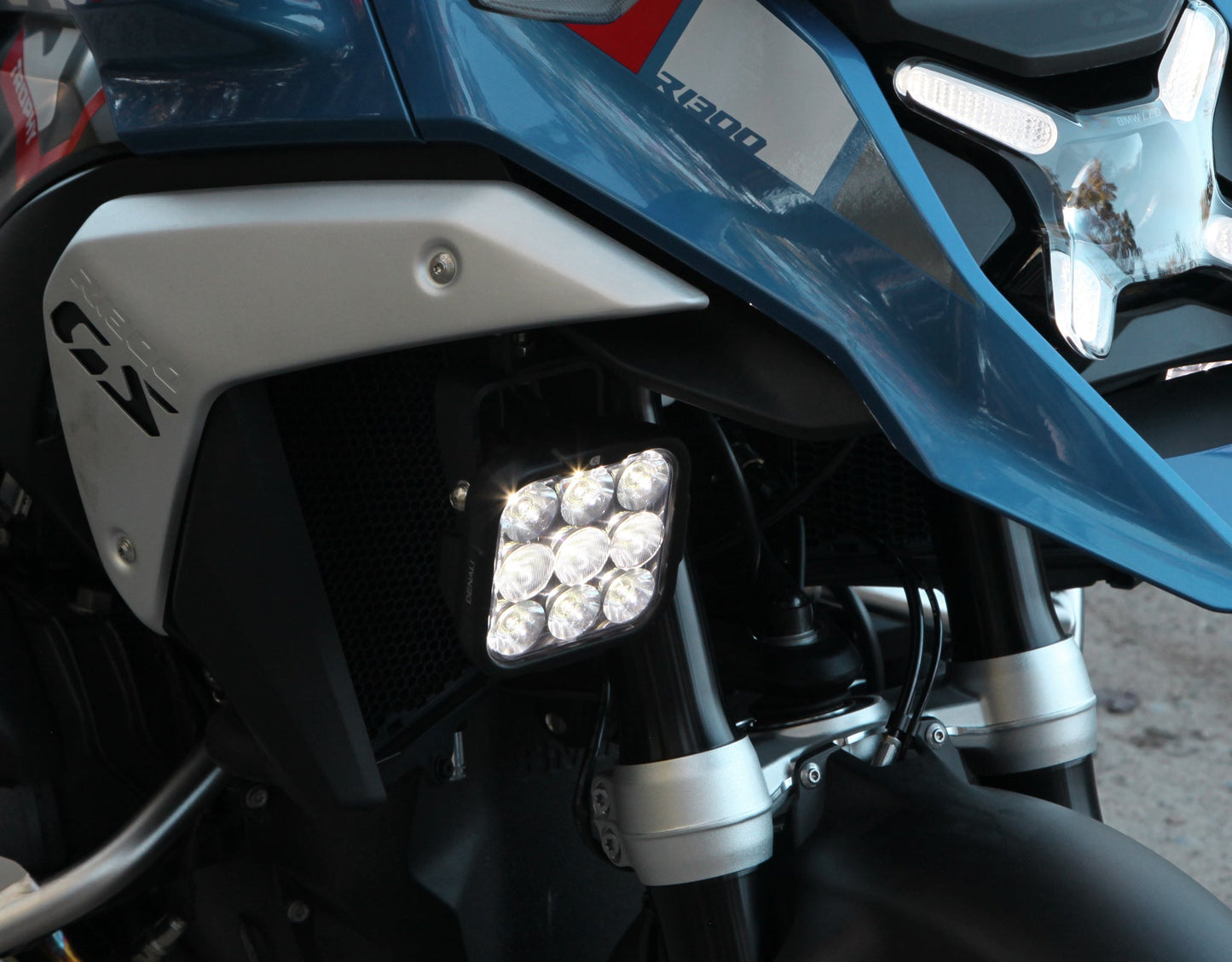 DL9  LED Zusatzscheinwerfer / DRIVING LIGHT W/ DATADIM TECHNOLOGY